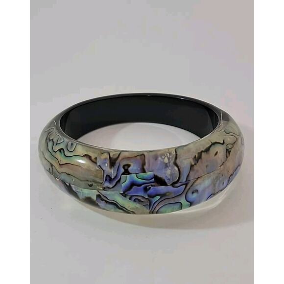 Vintage Abalone Encased Lucite Bangle Bracelet Stunning 2.75 Inches‎ - Picture 2 of 9